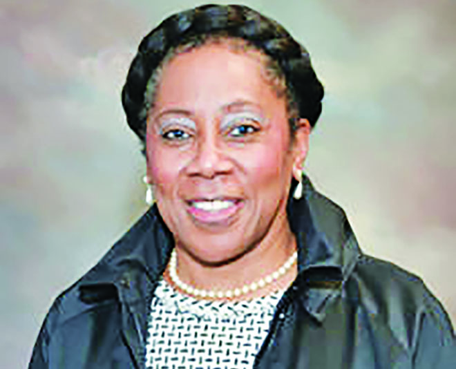 Dr. Annette Bey